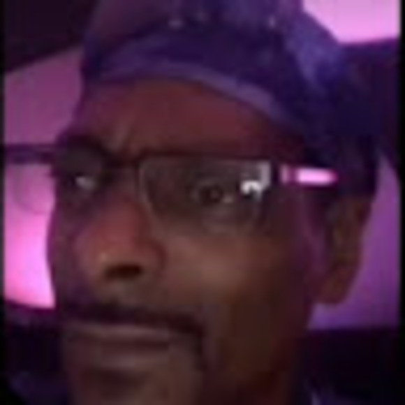 Meet your Posher, Kaylee - Picture 1 of 1